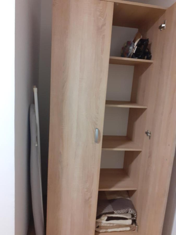 Apartman Nena Pirot Eksteriør billede