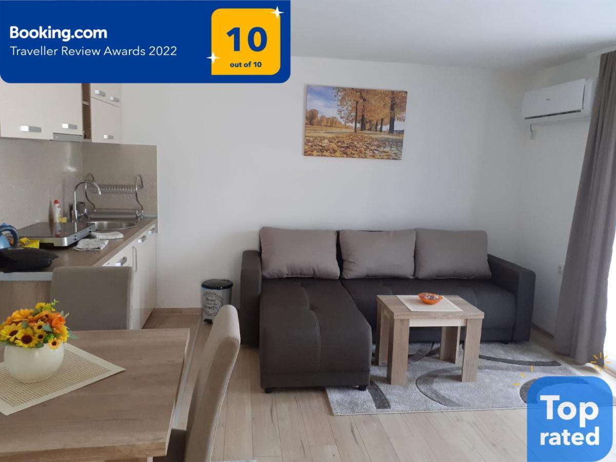 Apartman Nena Pirot Eksteriør billede